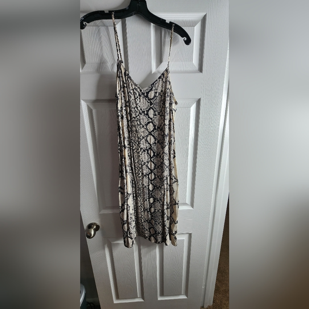 Express Black and Cream Patterned Dress